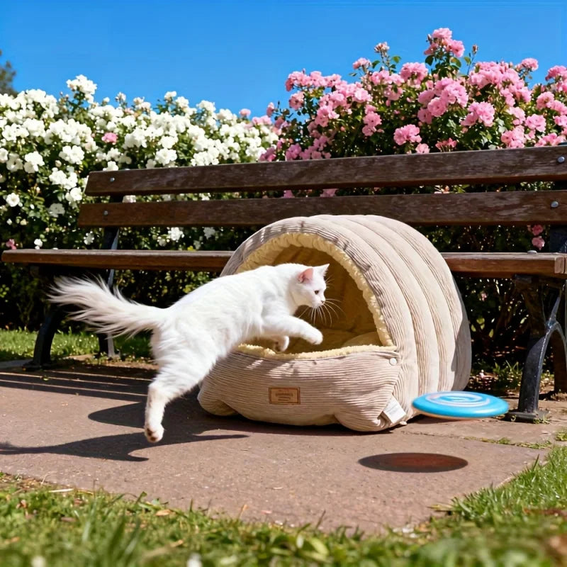 Winter Warm Cat Bed - Cozy Pet Sleeping Cave